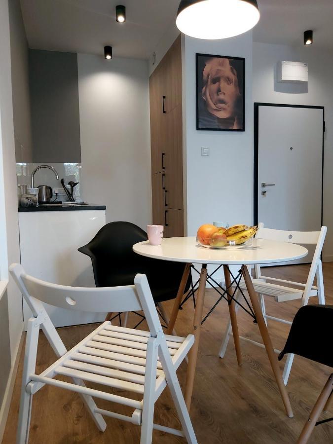 Chill Apartments Expo Slawinska Varsovie Extérieur photo